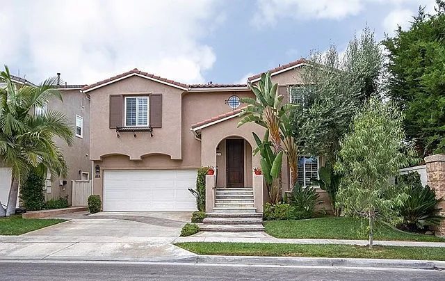 san clemente home sold by cove canyon