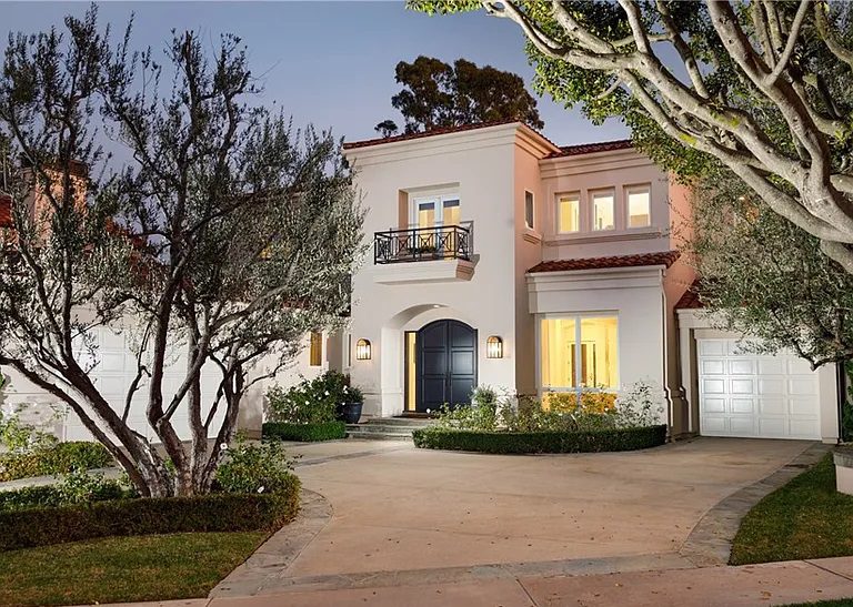newport beach home sold by cove canyon