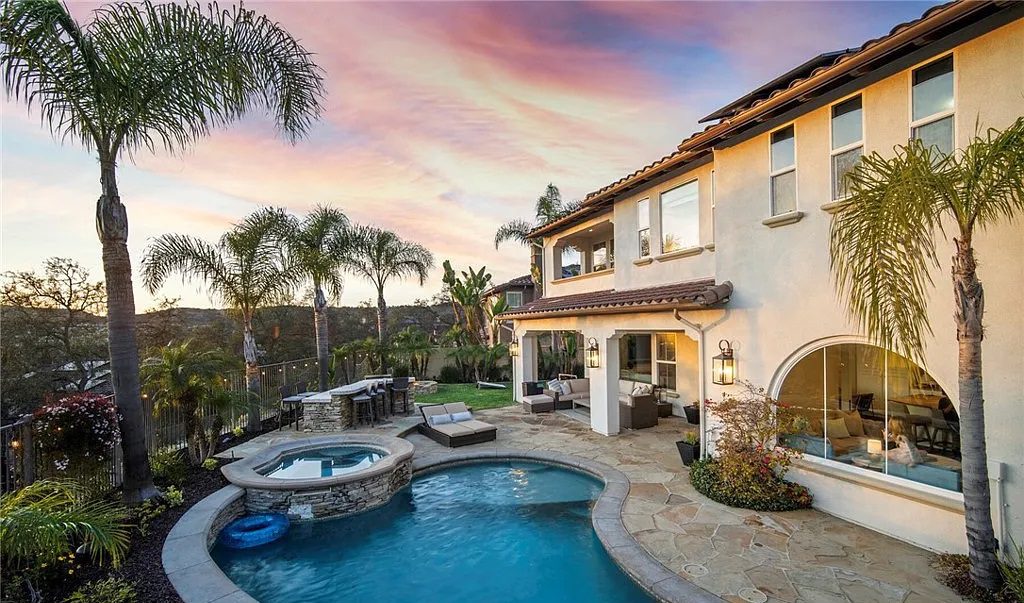 san clemente home sold by cove canyon realty