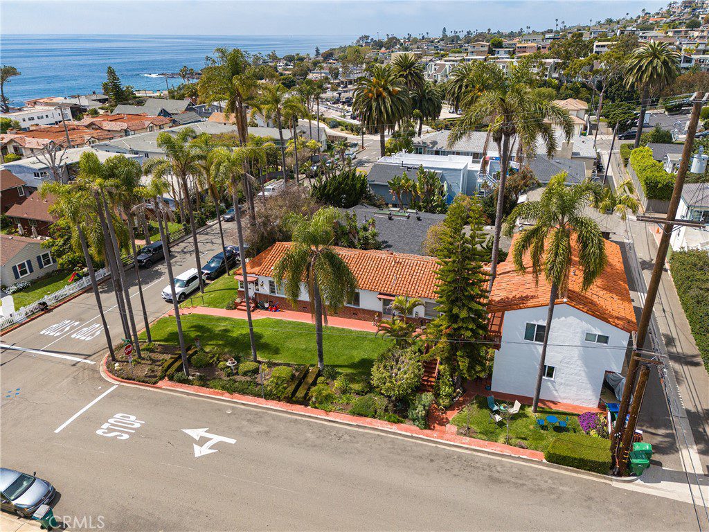 304 Myrtle Laguna Beach home Sold by Dave Csira Laguna Beach Properties
